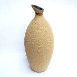 Stylowy wazon z terakoty zdobiony piaskiem model TRTGC45TM rattanowy oplot flakon