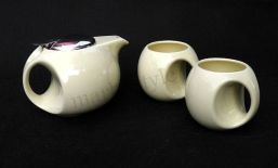 Zestaw do herbaty porcelanowy Imbryk 600ml Czarka x 2 kremowy