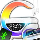 LAMPKA NOCNA LED RGB ŁADOWARKA INDUKCYJNA BLUETOOTH ZEGAR RADIO GŁOŚNIK